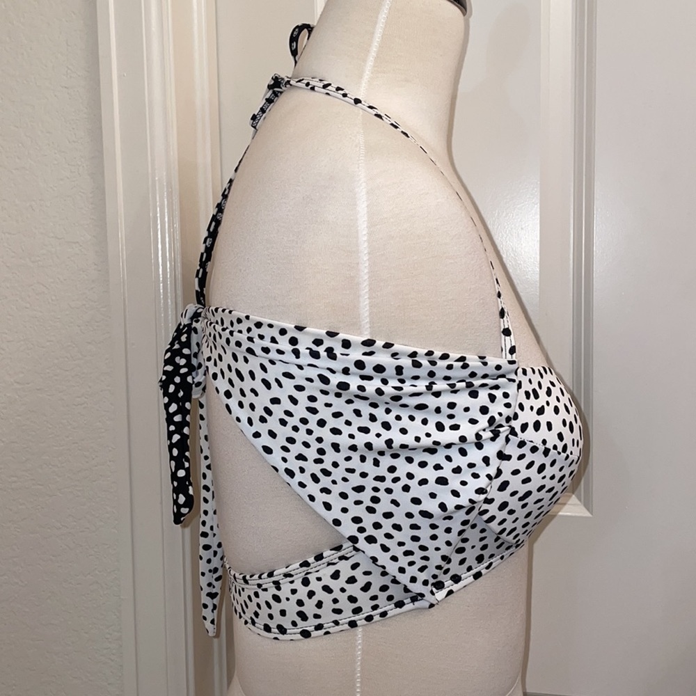 VICTORIA’S SECRET polka dot halter string swim bikini top in women’s size 32B - Picture 5 of 8